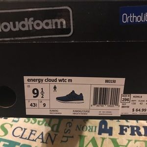 Men’s running shoes